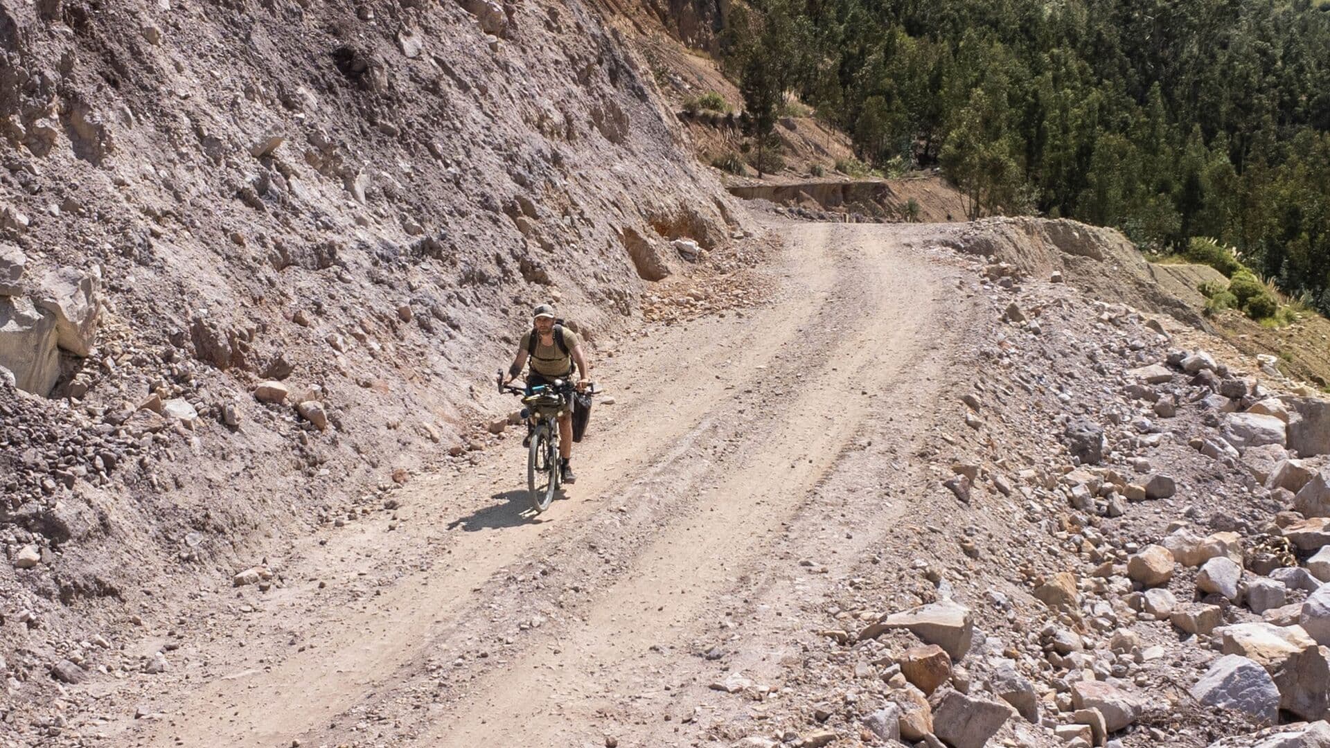 TRAILER: AGARRANDO TROCHA